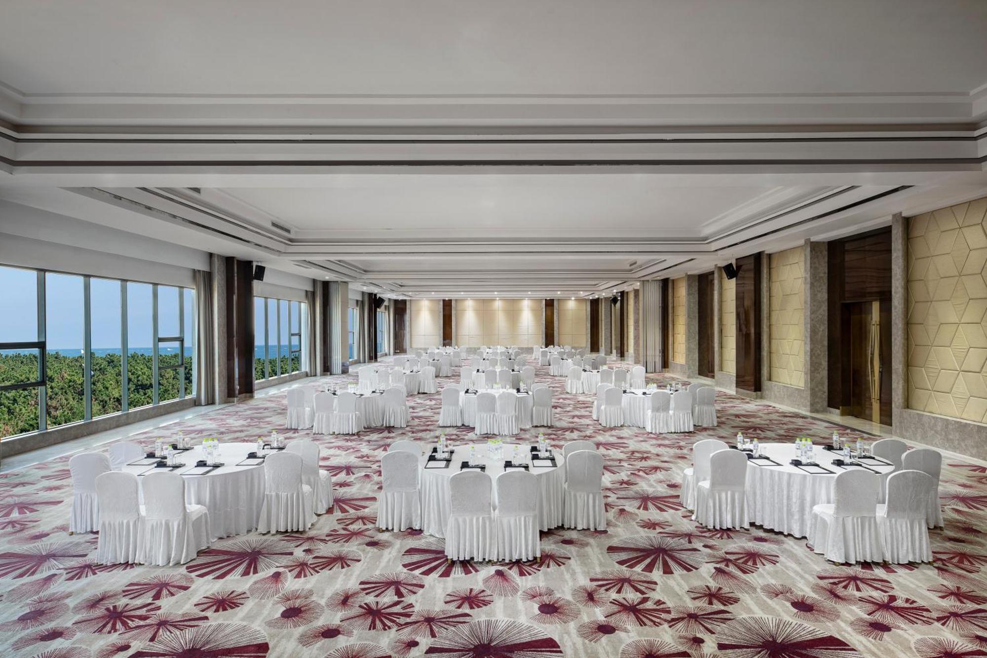 Hotel Wyndham Grand Qingdao Esterno foto